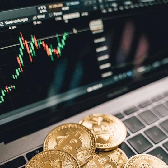 Savona Trade 9.1 team di esperti di investimenti in criptovalute